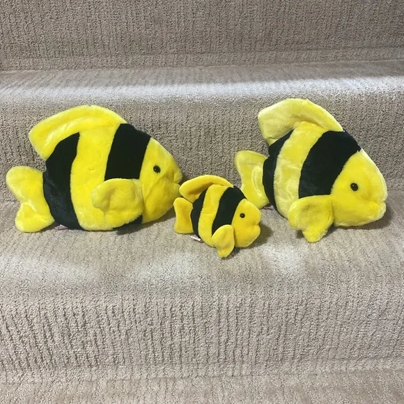 Ty Beanie Baby Bubbles style 4078 & 2 Beanie Buddy Bubbles. Black & yellow fish - Picture 2 of 4